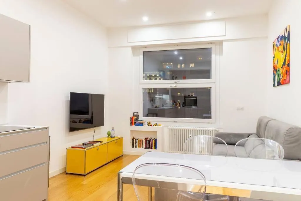 Exclusive Modern Apartment Milan