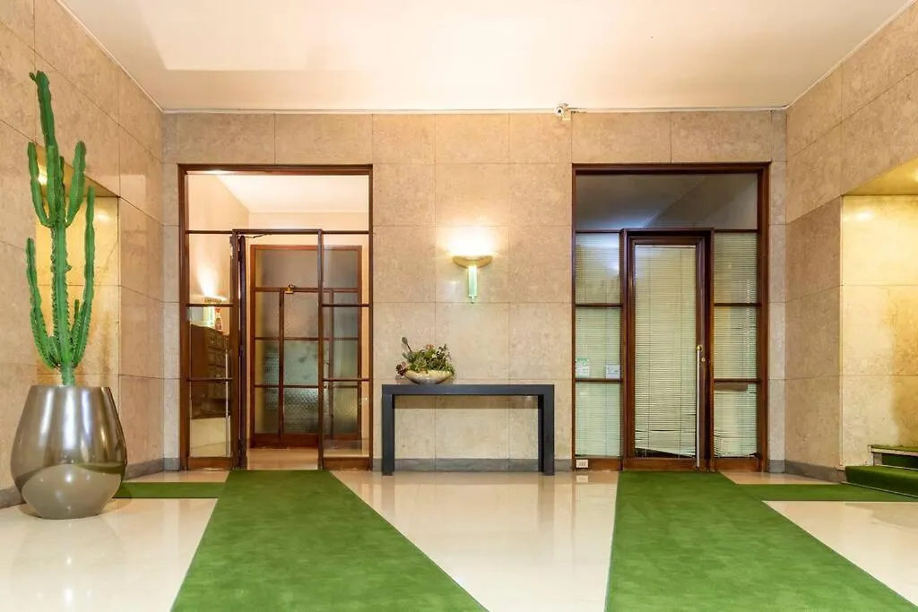 Exclusive Modern Apartment Milan Italy
