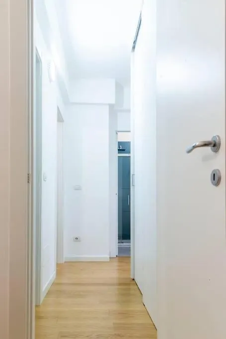 Exclusive Modern Apartment Milan Italy