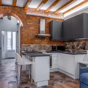 Apartment Unique In Center, Milan